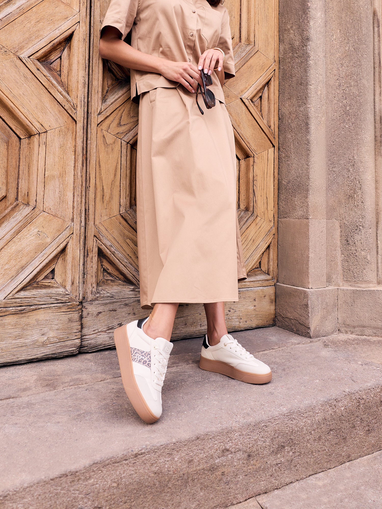 Sneaker beige - Image 4